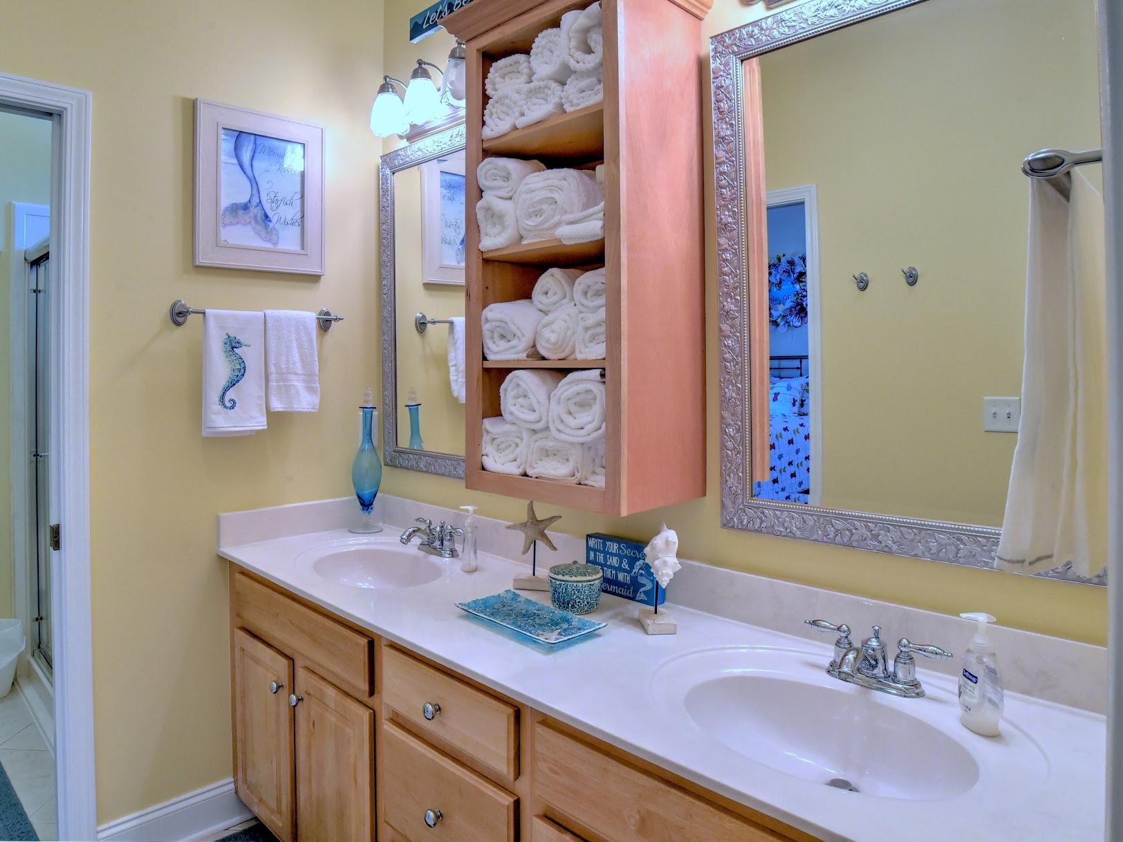 EMERALD LAKES PH 2 - Residential