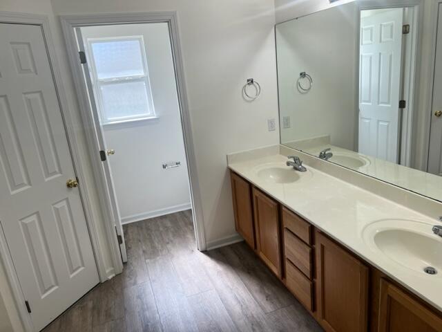 PORT DIXIE - Residential Lease