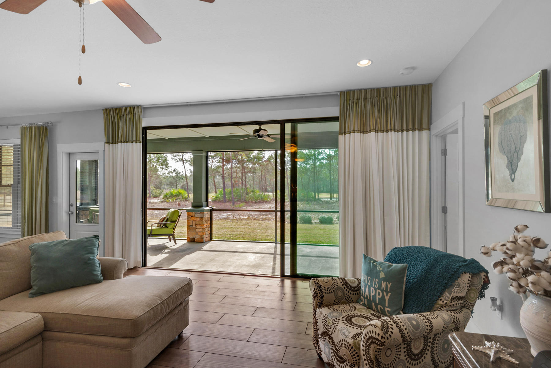 WILD HERON - Residential