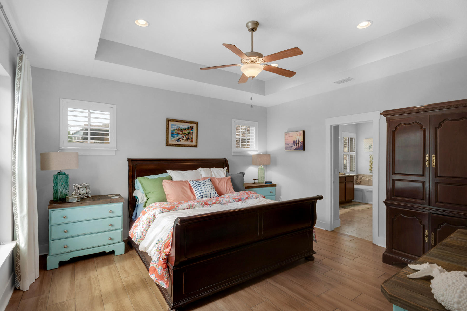 WILD HERON - Residential