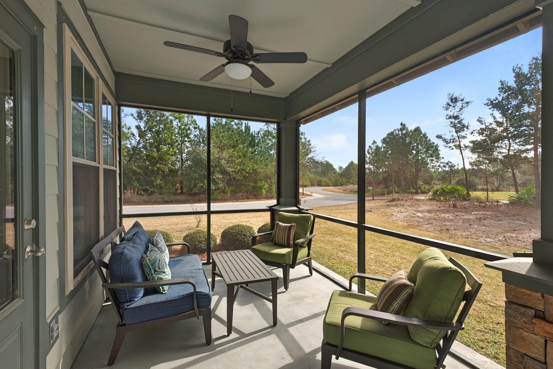 WILD HERON - Residential