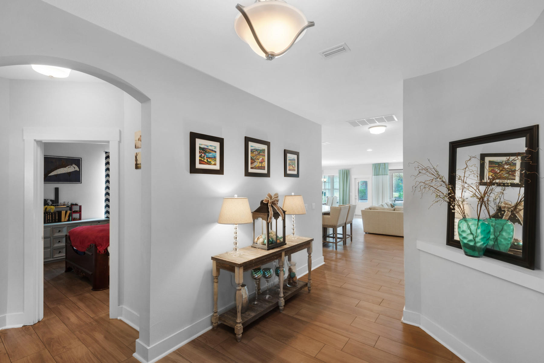 WILD HERON - Residential