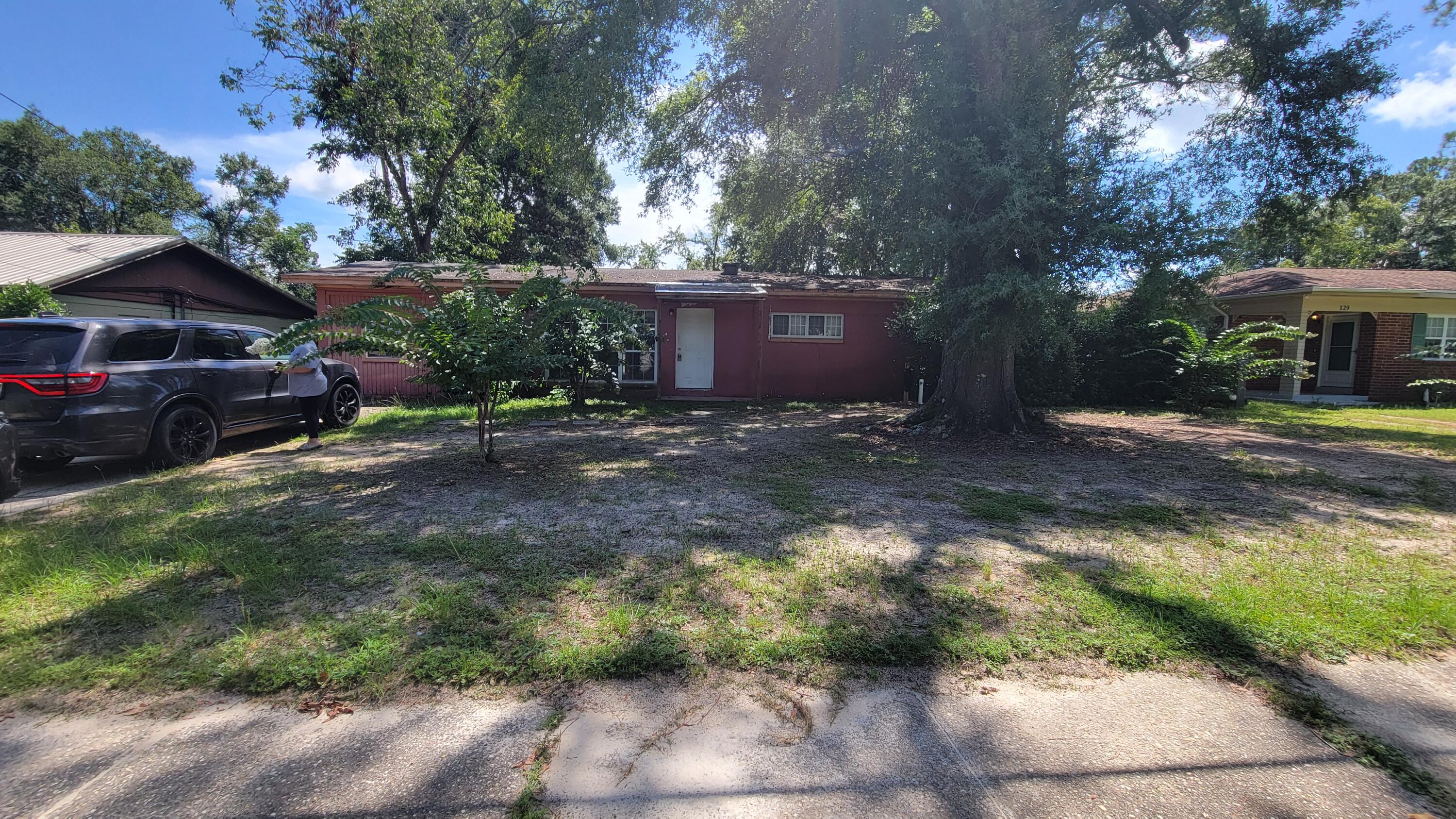 Charming 4-Bedroom Home in Crestview. Ideal Starter or Investment Opportunity!Welcome to this well kept 4-bedroom, 1-bath home located in the heart of Crestview, FL! Whether you're a first time homebuyer or looking to expand your investment portfolio, this property offers unbeatable value and potential.Step inside to find a comfortable and functional layout, perfect for everyday living. The home features many recent upgrades to key systems, including updated electrical, HVAC, water heater, and plumbing, offering peace of mind and lower future maintenance costs.With four bedrooms, there's room to grow, work from home, or accommodate guests with ease. The full bathroom is clean and practical, ready for your personal touch. There is also ample space to add a second bathroom one day!
Bonus: With an acceptable offer, the seller will install a brand-new roof at closing!
Situated on a generous lot in a quiet neighborhood, this property is just minutes from shopping, dining, schools, and easy commuting routes.
Don't miss your chance to own this solid home with tons of potential, schedule your showing today!