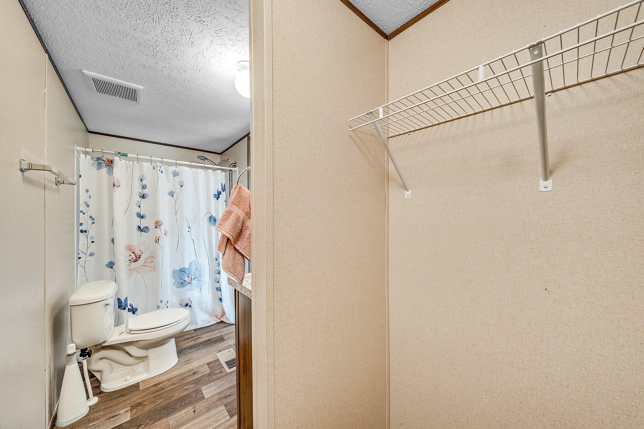 NO RECORDED SUBDIVISION - Residential