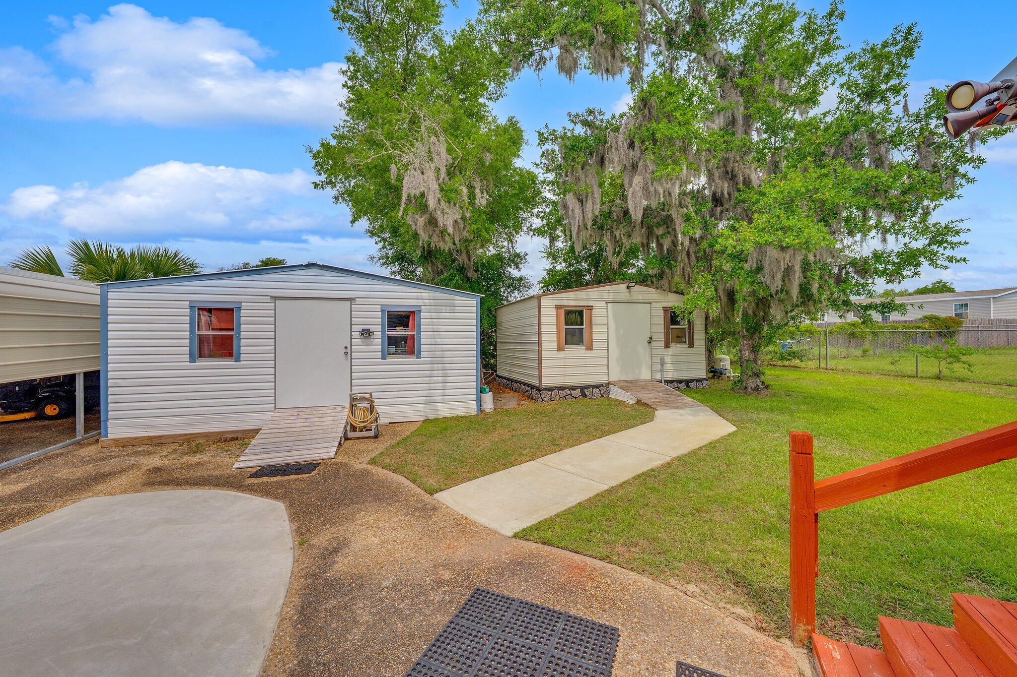 NO RECORDED SUBDIVISION - Residential