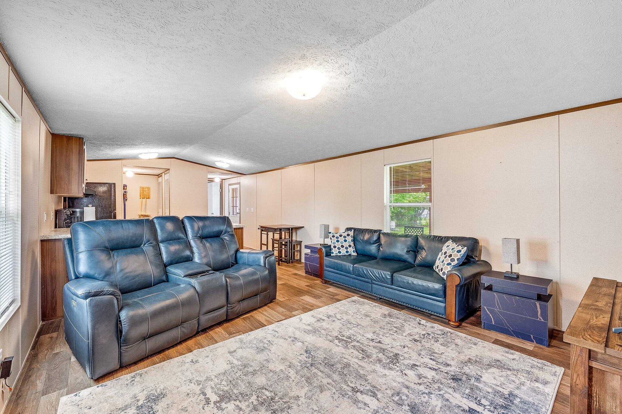 NO RECORDED SUBDIVISION - Residential