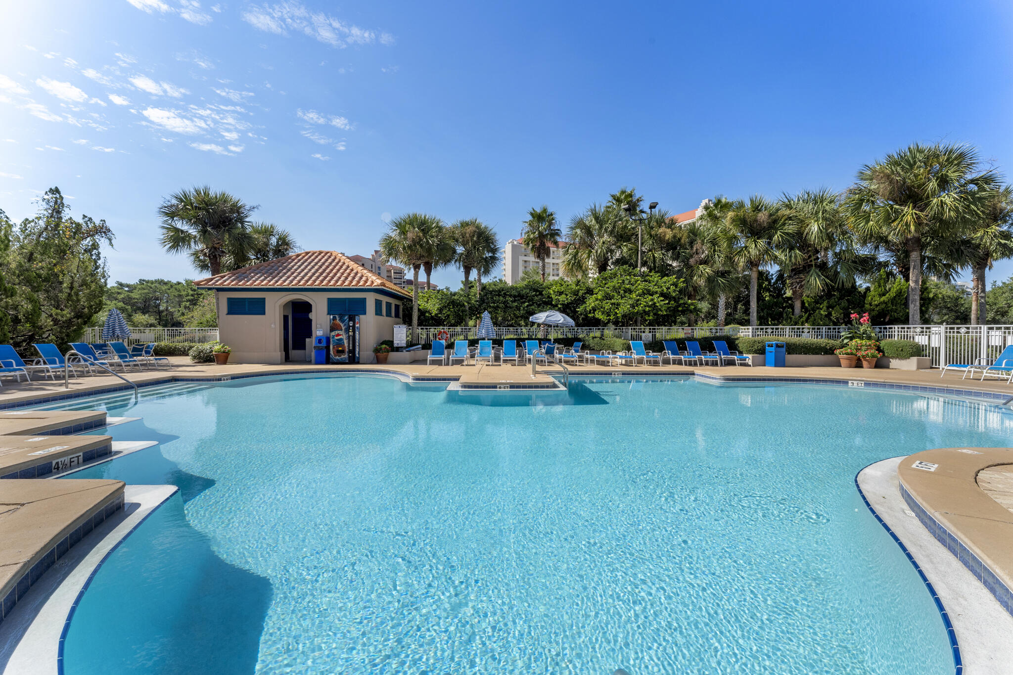 SUMMIT AT TOPS'L (THE) - Residential