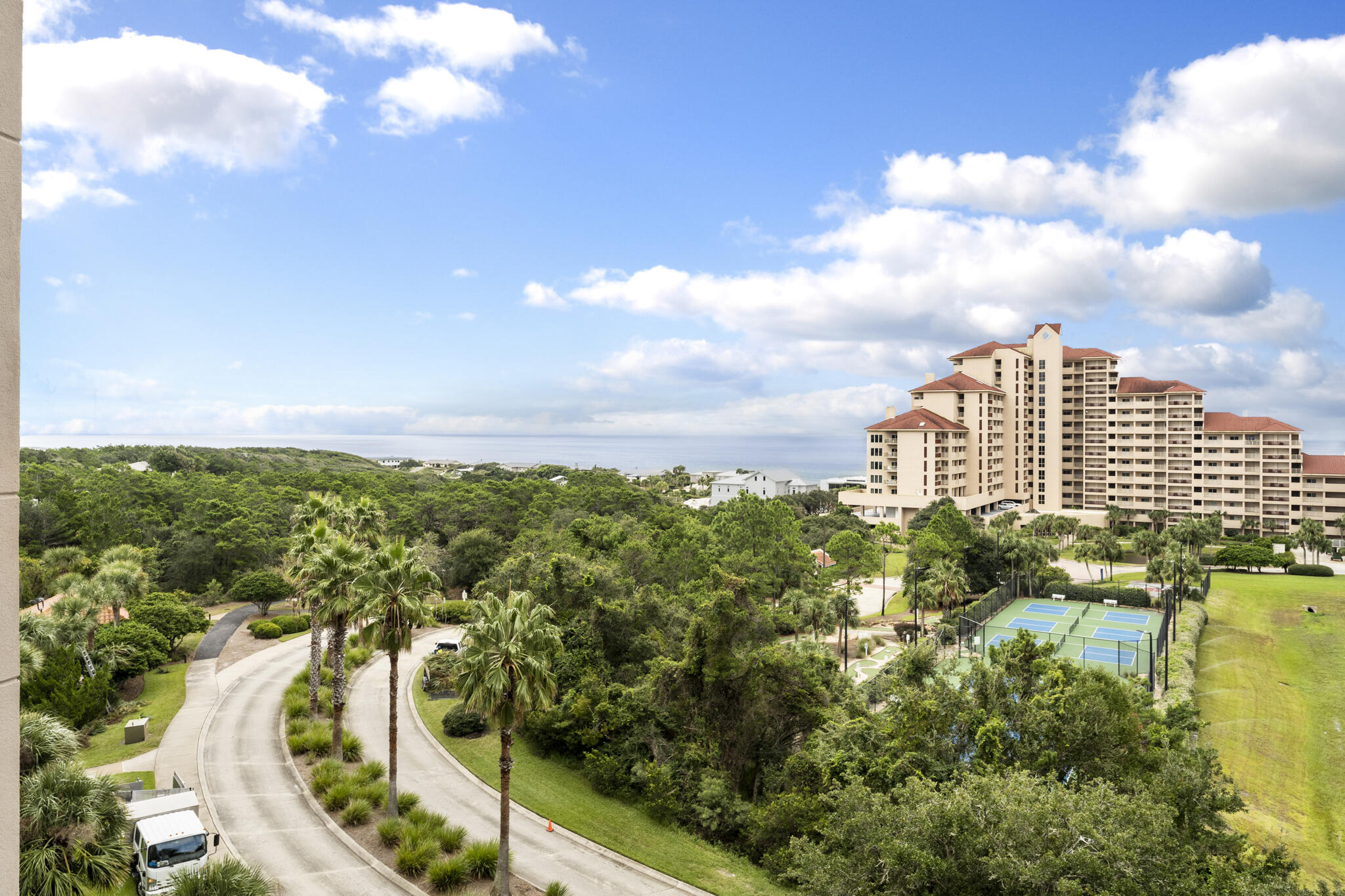 SUMMIT AT TOPS'L (THE) - Residential