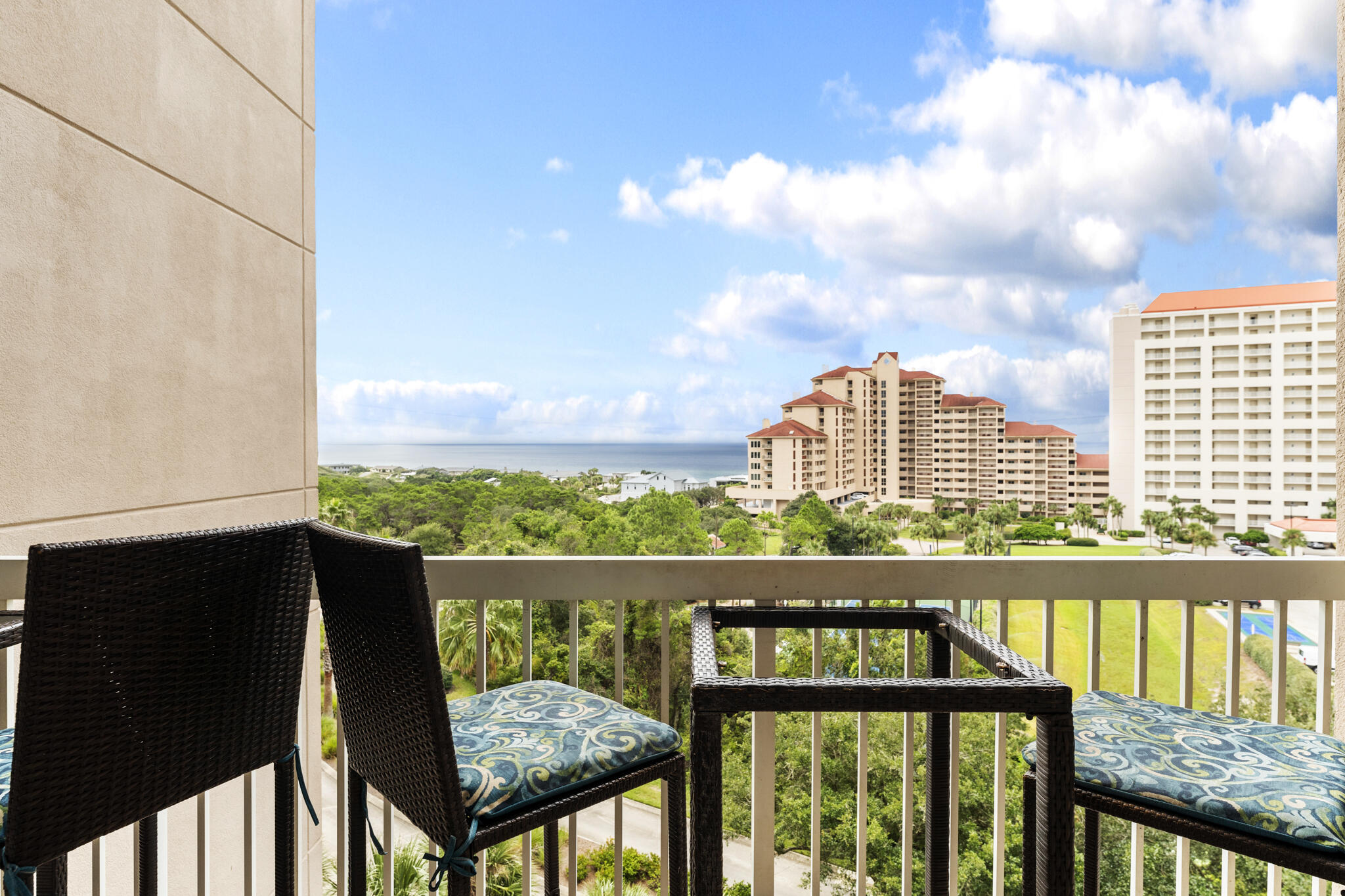 SUMMIT AT TOPS'L (THE) - Residential