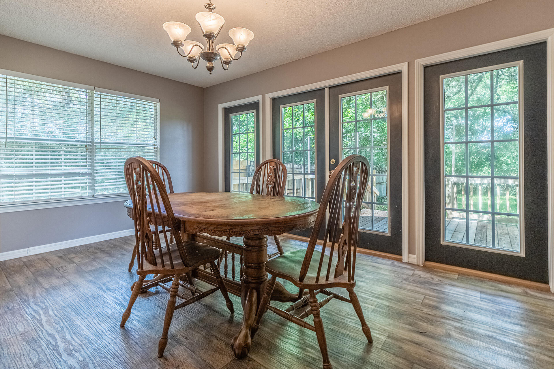 METES & BOUNDS - Residential