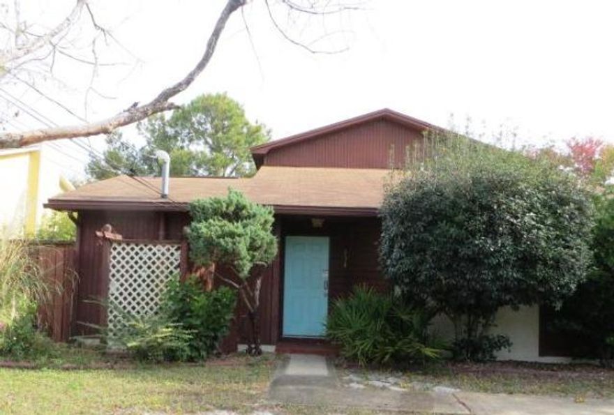 This property is bank owned. It is sold in as-is condition without repairs or warranty. Buyer isresponsible for verifying all information contained in this listing.