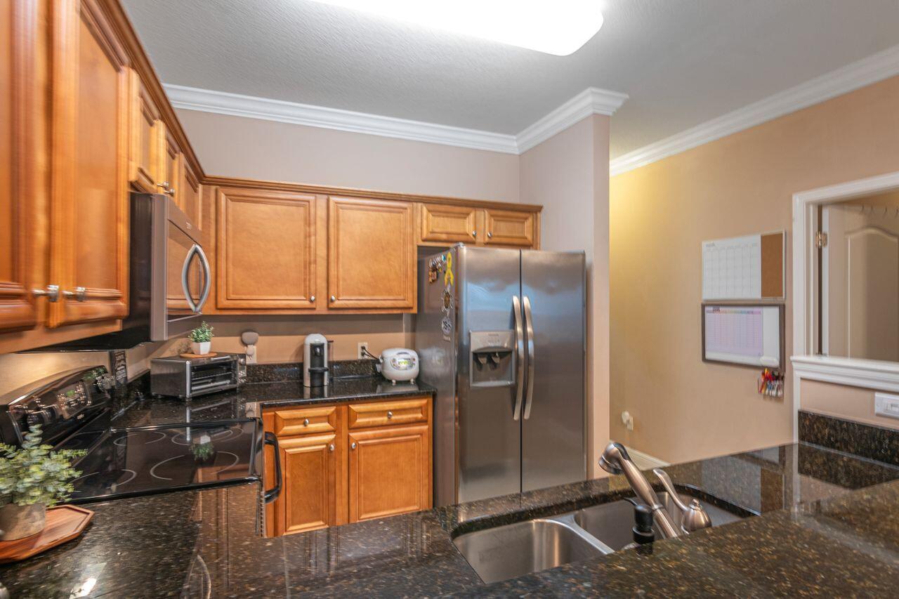 HADLEIGH HILLS TOWNHOMES - Residential
