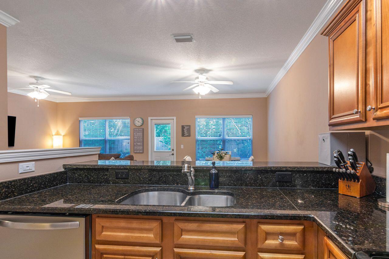 HADLEIGH HILLS TOWNHOMES - Residential