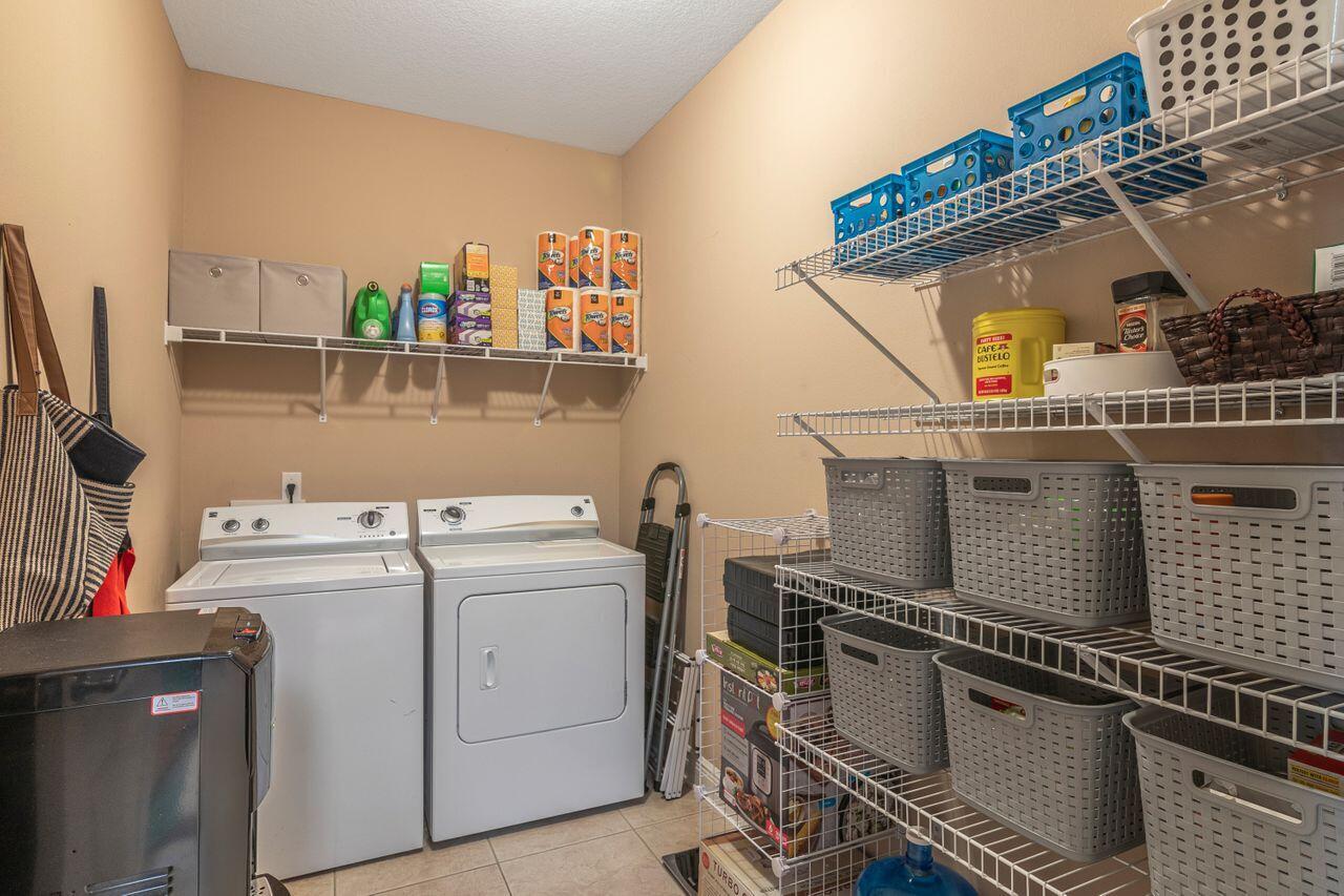 HADLEIGH HILLS TOWNHOMES - Residential