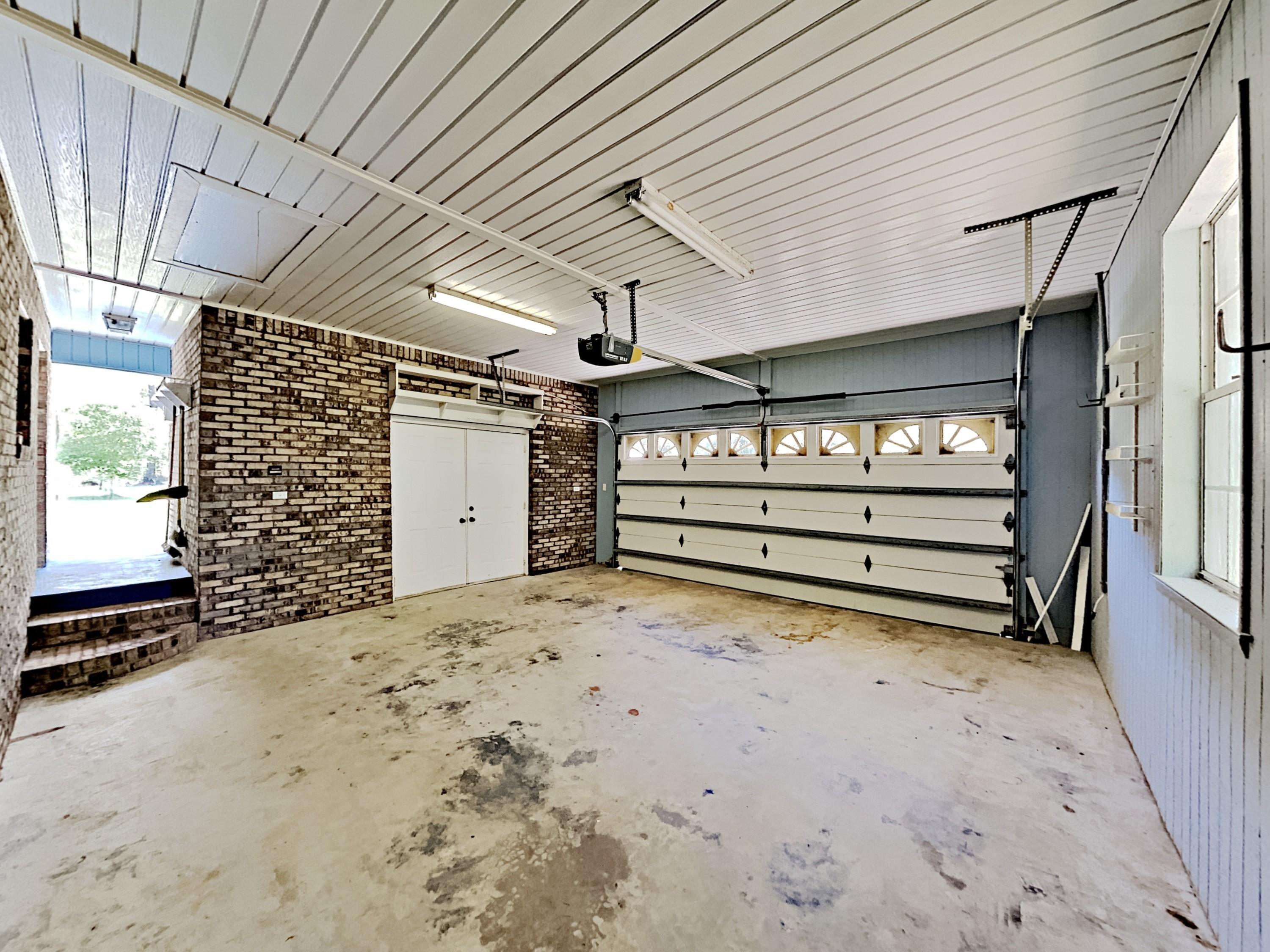 NORTH SUPERGROUP - Residential