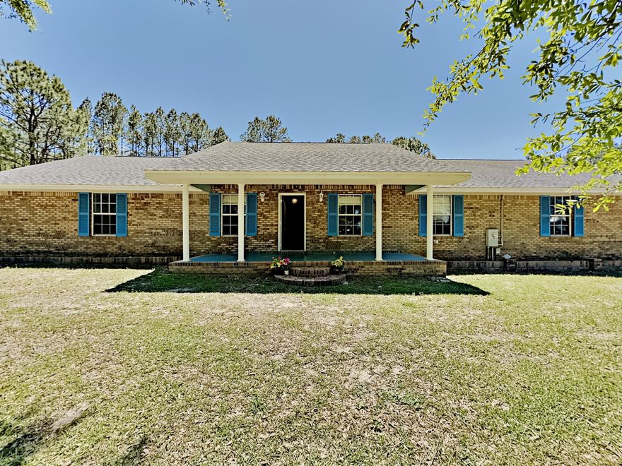 Wonderful opportunity to be situated on 6 acres of land! This house has only had one owner and can easily be transformed for a new buyer's preference(s). Amazing outdoor space with tons of potential for agricultural needs. The interior of the home offers a large family living space, two dinning options, a flex space and more entertainment options with the screened in porch. Easy to show! Contact a Realtor today for a private tour.
