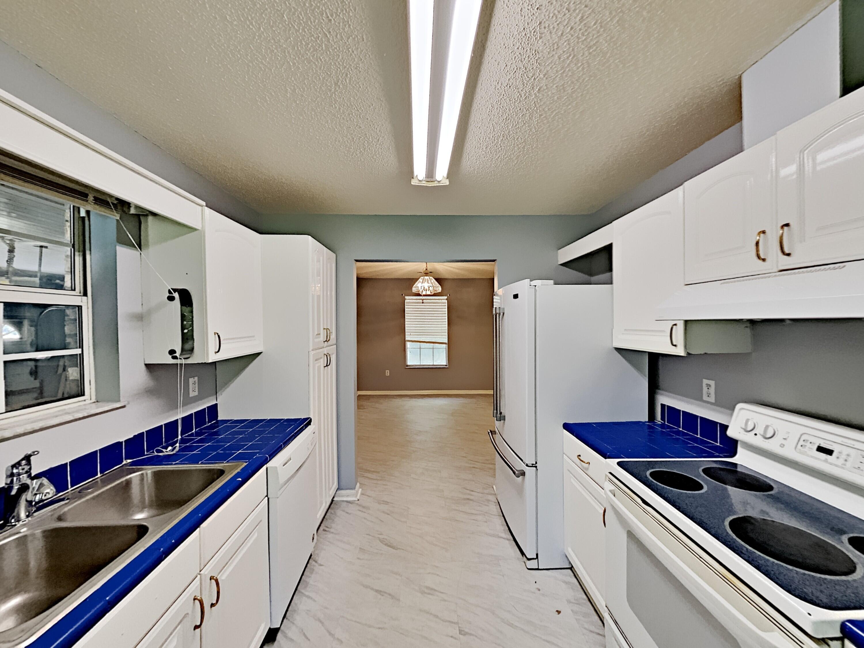 NORTH SUPERGROUP - Residential