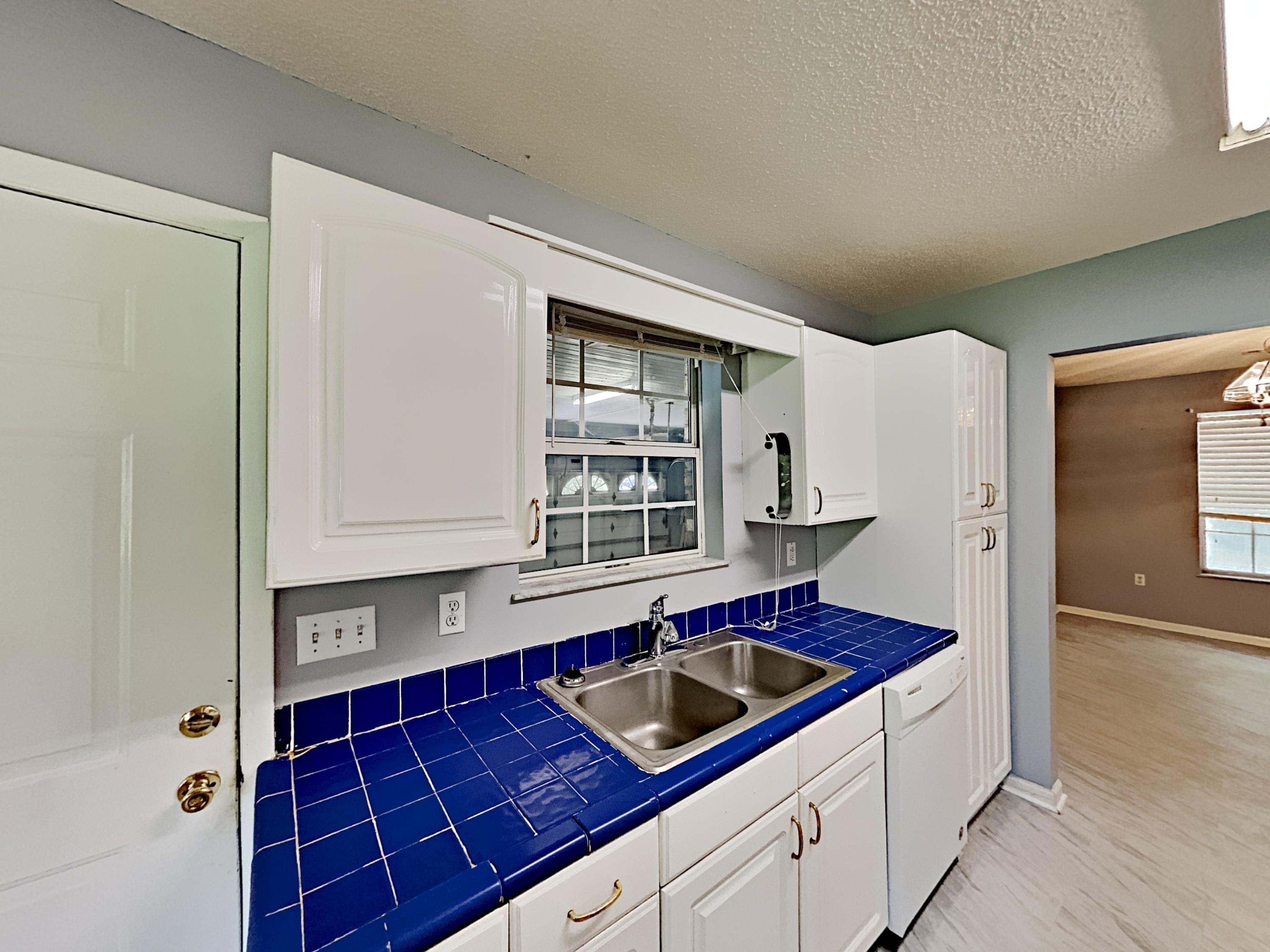 NORTH SUPERGROUP - Residential