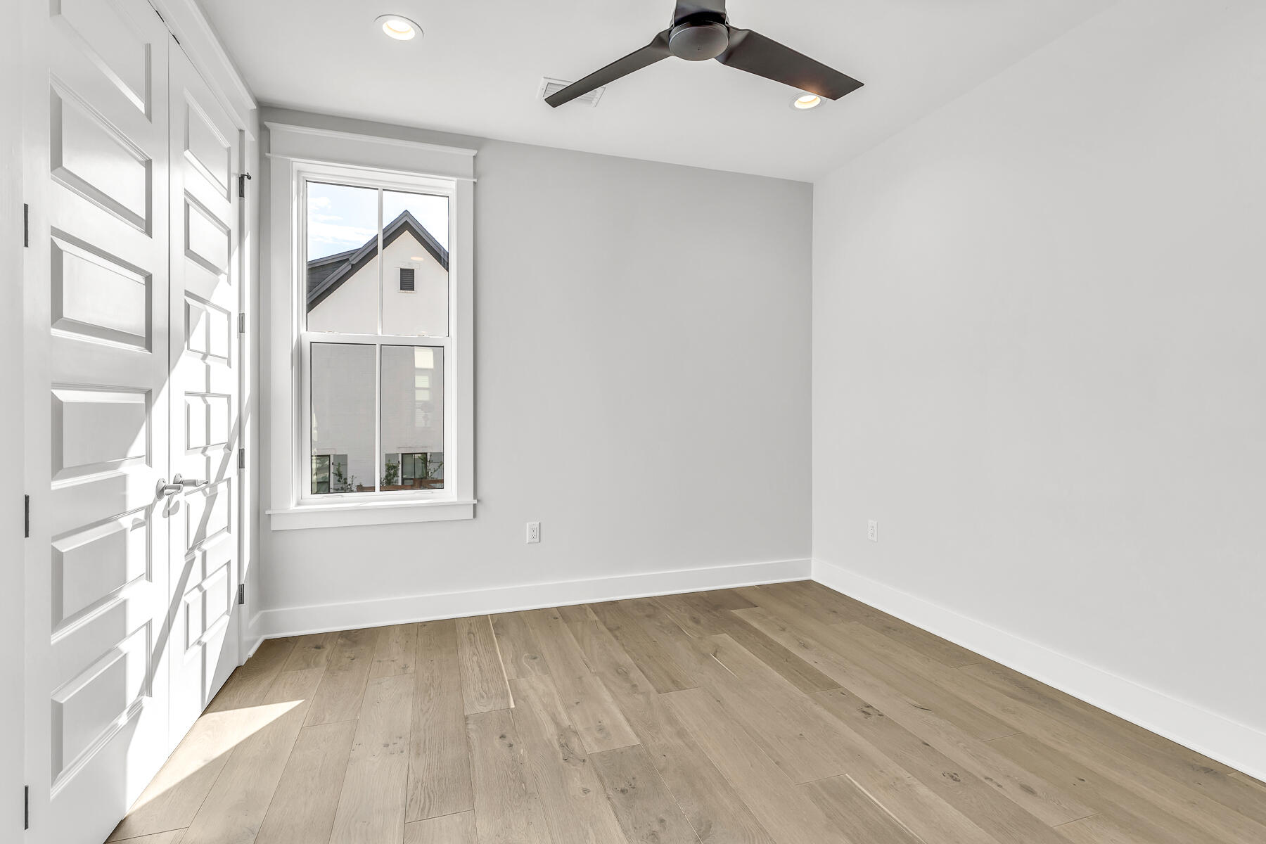 Ridgewalk - Residential