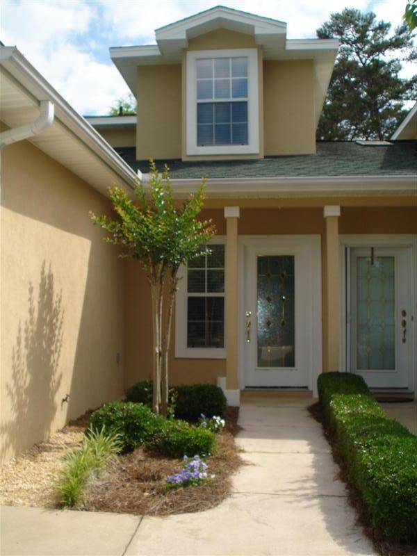 Available February 27th, this very nice town home is in a great location in the highly desirable Bluewater Bay! Set just off of White Point road, this home is just minutes from Destin's beautiful beaches, has quick access to HWY 20 in Niceville, and is just a short commute to Eglin AFB. 9 ft ceilings make the home very spacious and open. The master suite is located on the main level, and the additional bedrooms are upstairs. The master bathroom features a large cultured marble walk-in shower with seat and double vanities. Out back, there is a nice patio and privacy wall. This town home also has 1 car garage. A small dog may be allowed with a non refundable fee (pending homeowner approval). No inside smoking.