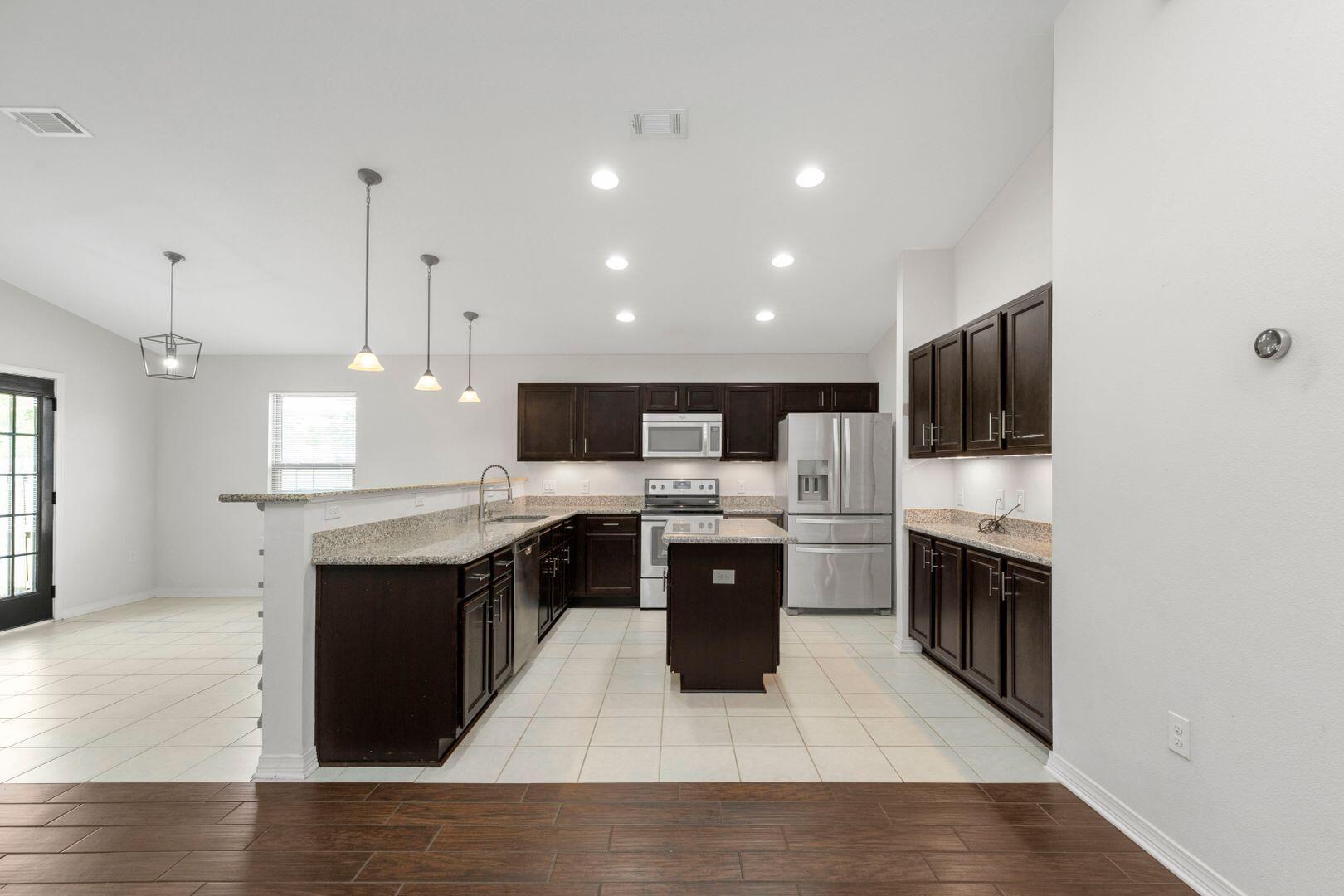 DUNCAN RIDGE FIRST ADDITION - Residential Lease