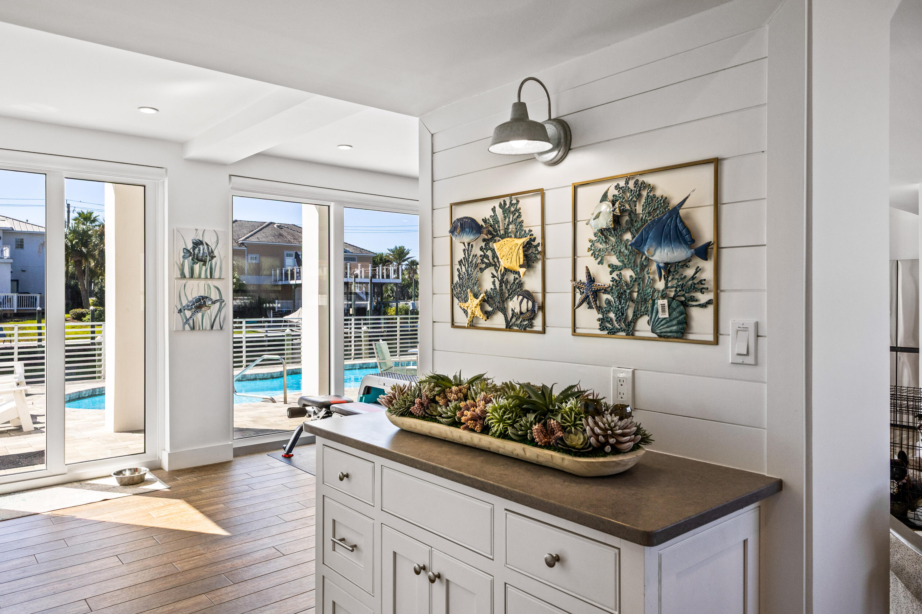 HOLIDAY ISLE - Residential