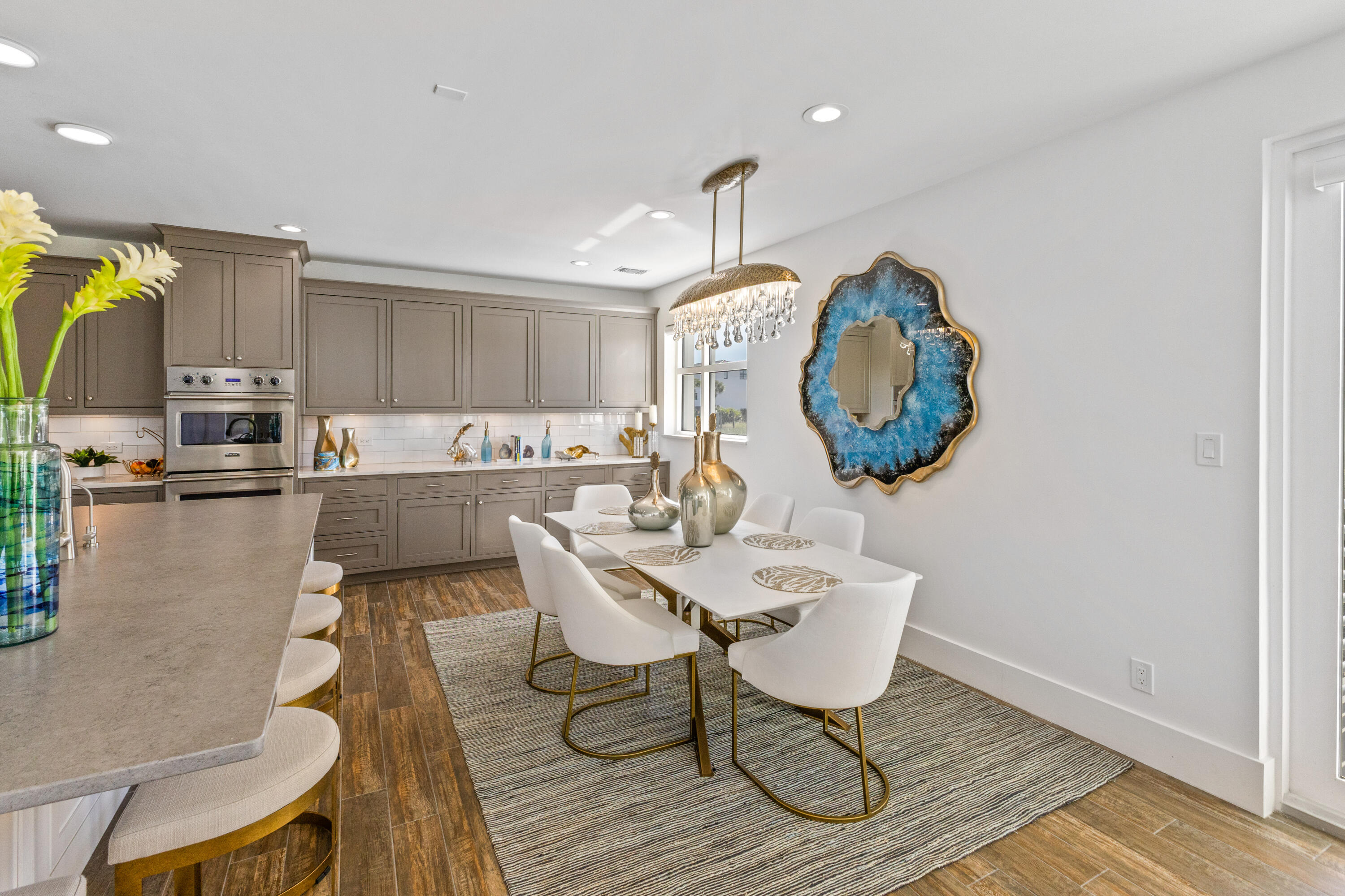 HOLIDAY ISLE - Residential