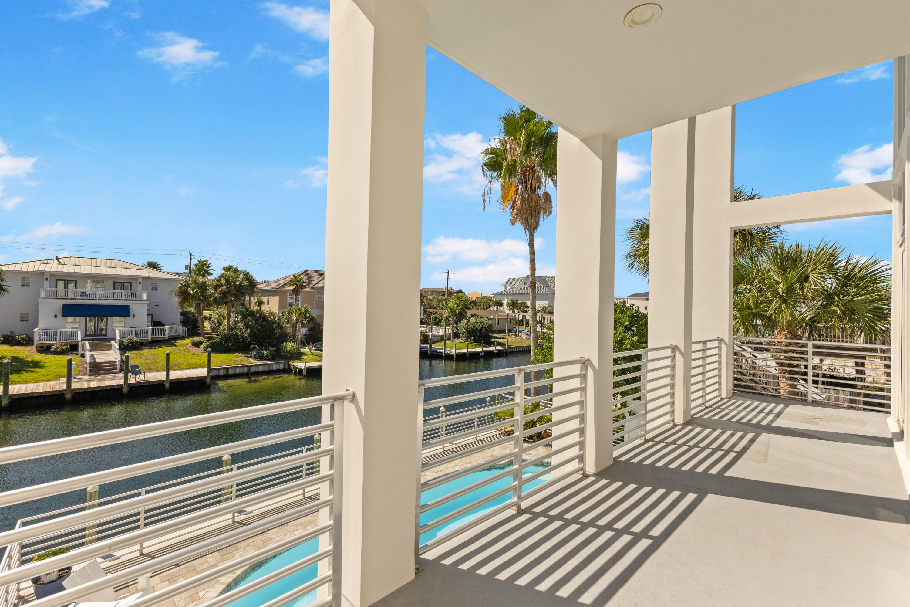 HOLIDAY ISLE - Residential
