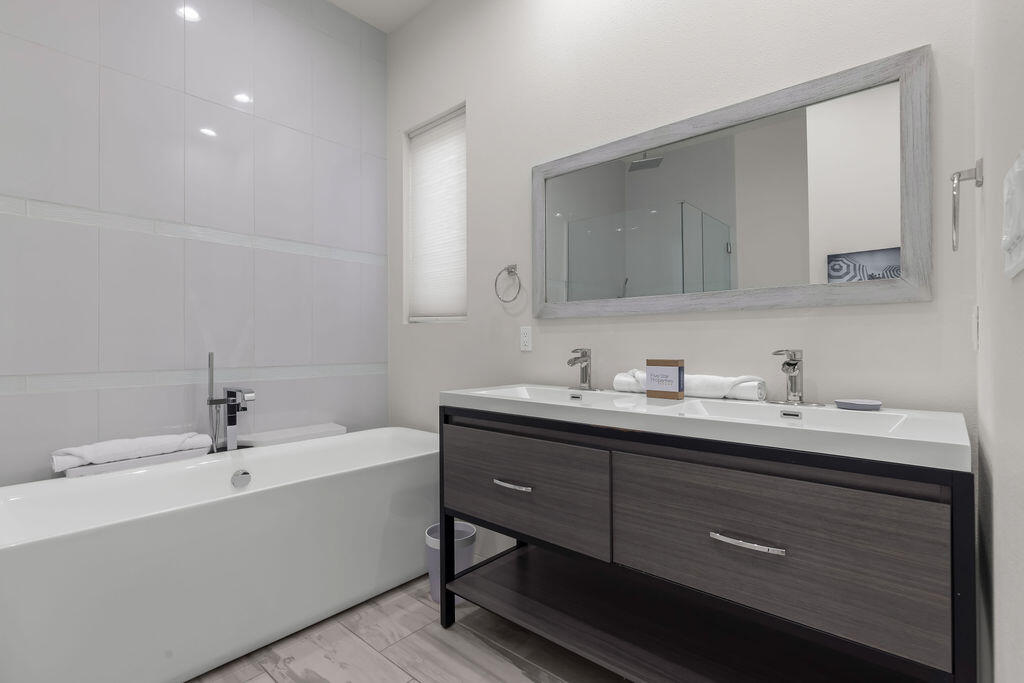 DESTINY BY THE SEA - Residential