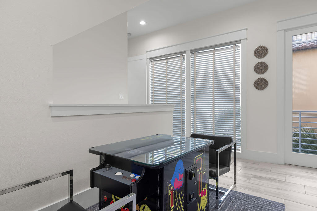 DESTINY BY THE SEA - Residential