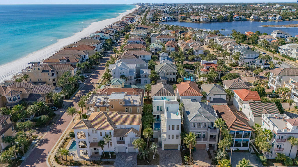 DESTINY BY THE SEA - Residential