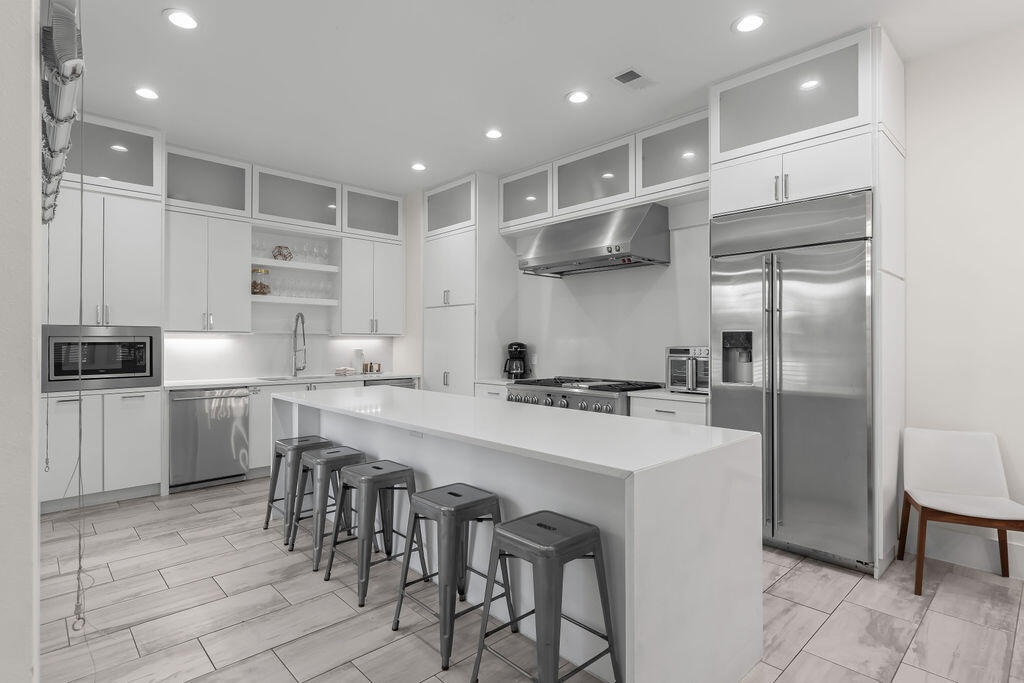 DESTINY BY THE SEA - Residential