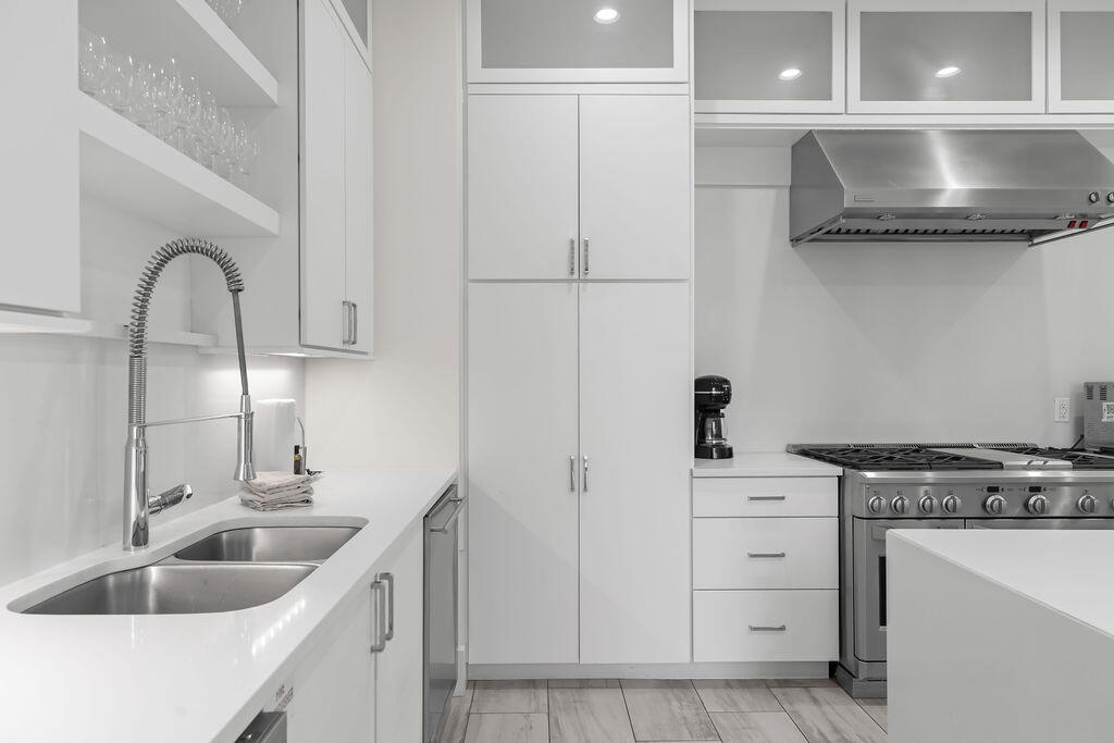 DESTINY BY THE SEA - Residential