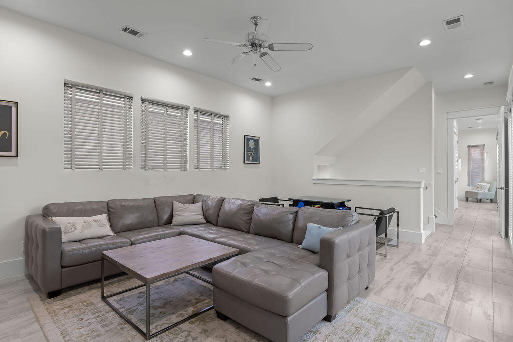 DESTINY BY THE SEA - Residential