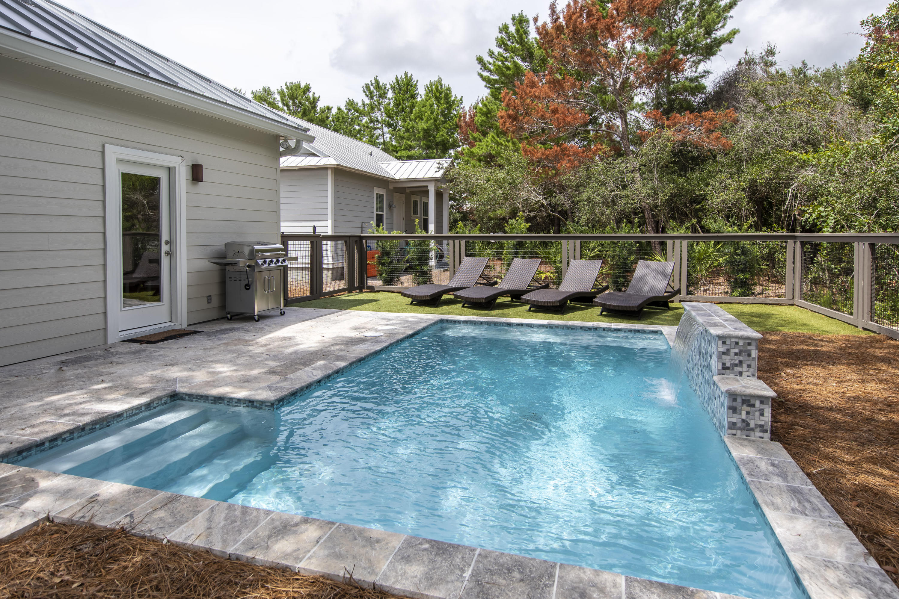 WHITES GULFVIEW ESTATES 2ND ADDN - Residential