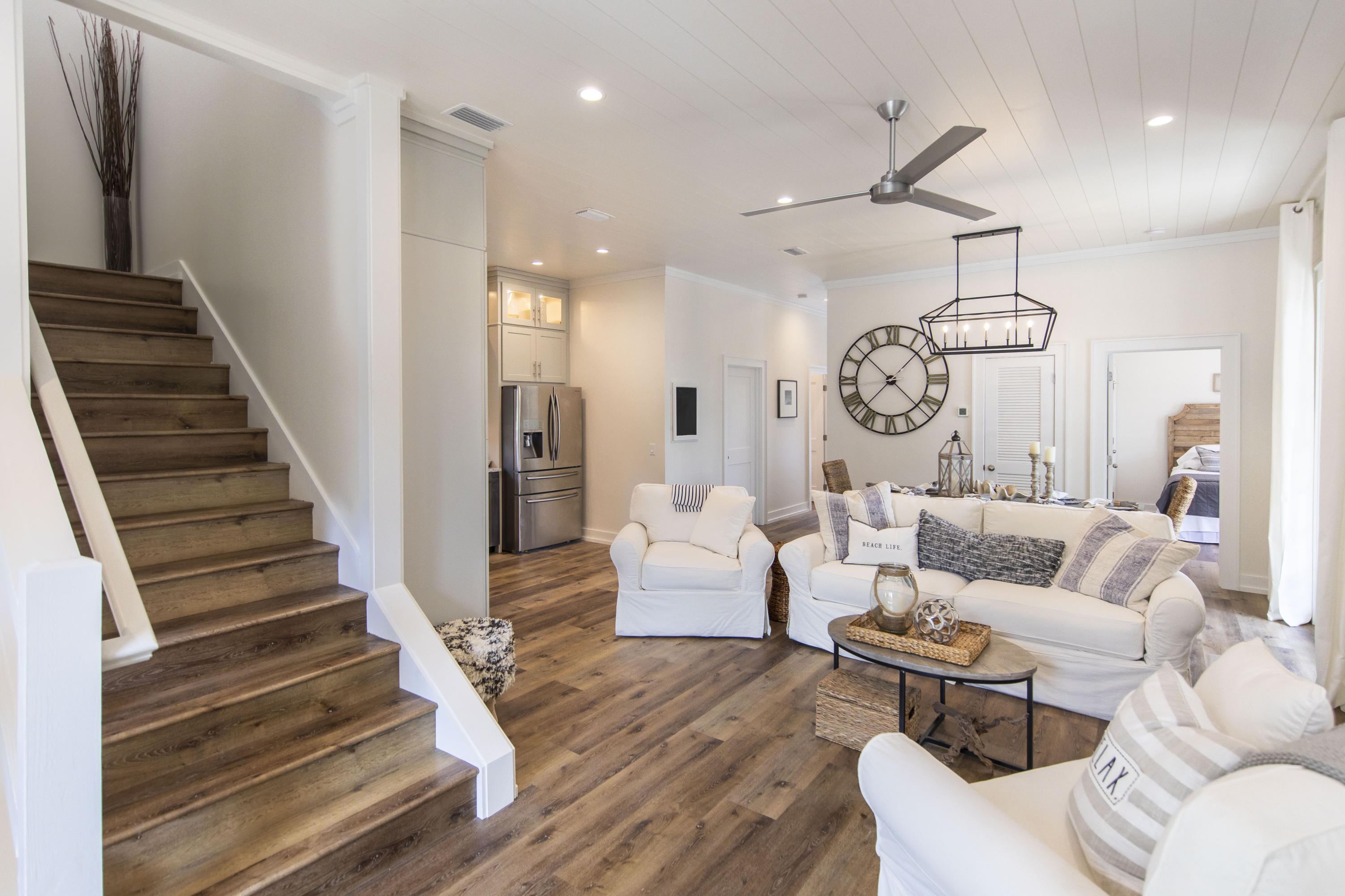 WHITES GULFVIEW ESTATES 2ND ADDN - Residential