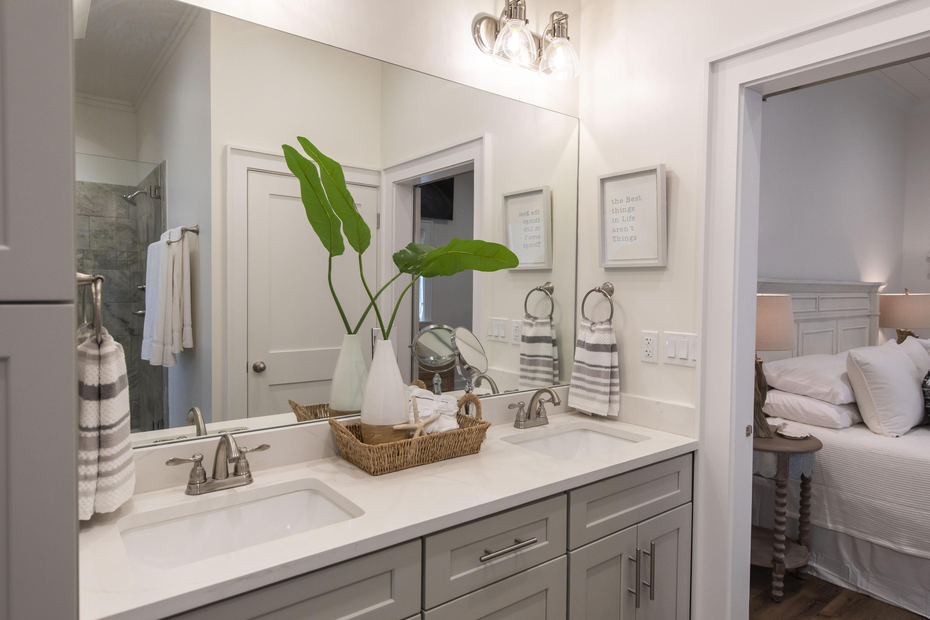 WHITES GULFVIEW ESTATES 2ND ADDN - Residential