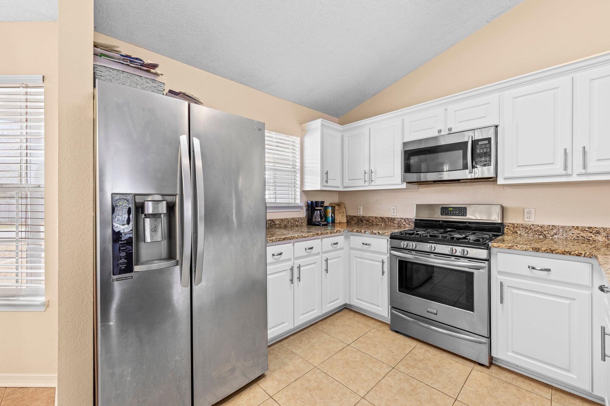 CHEROKEE BEND S/D - Residential