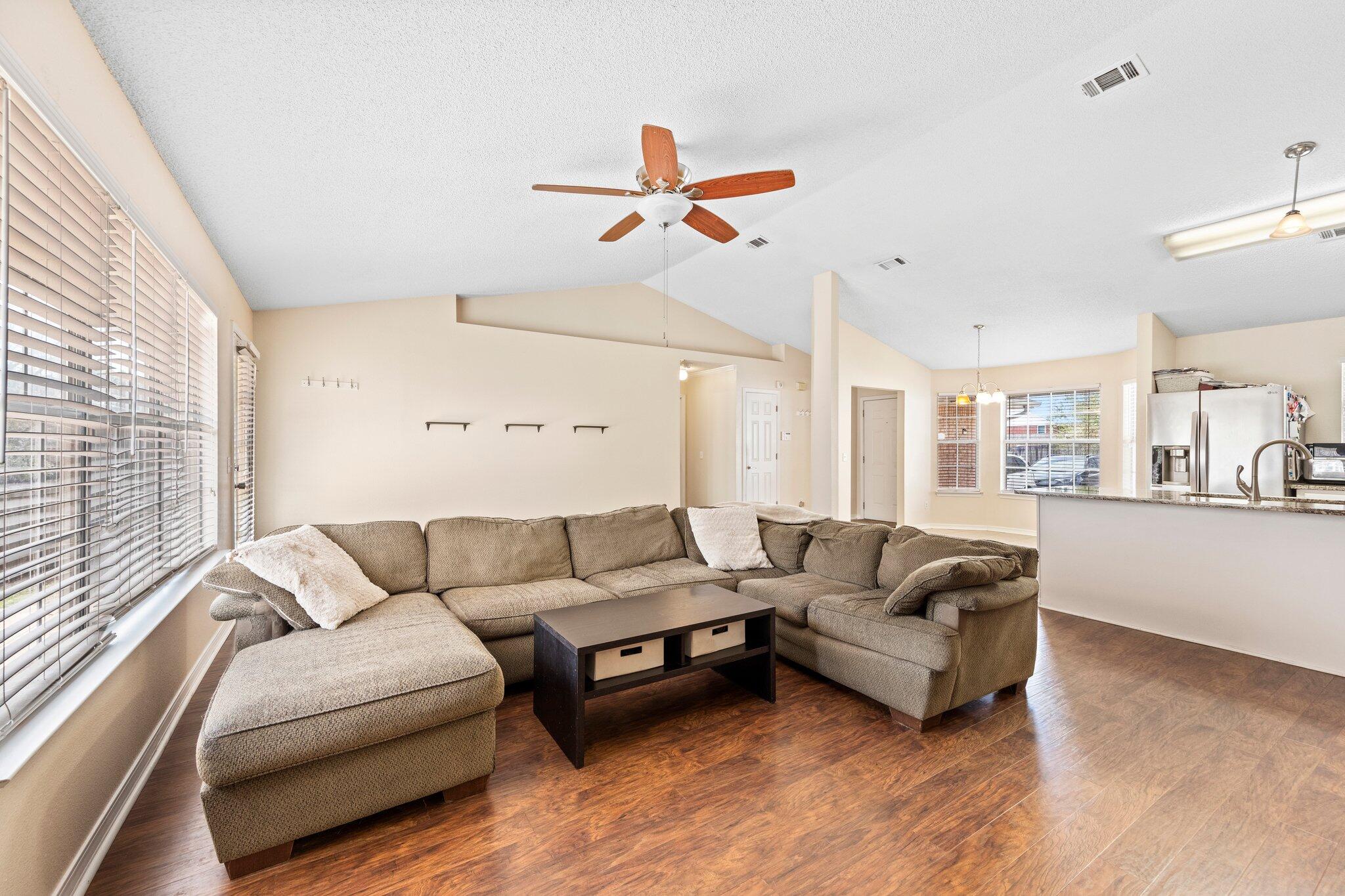 CHEROKEE BEND S/D - Residential