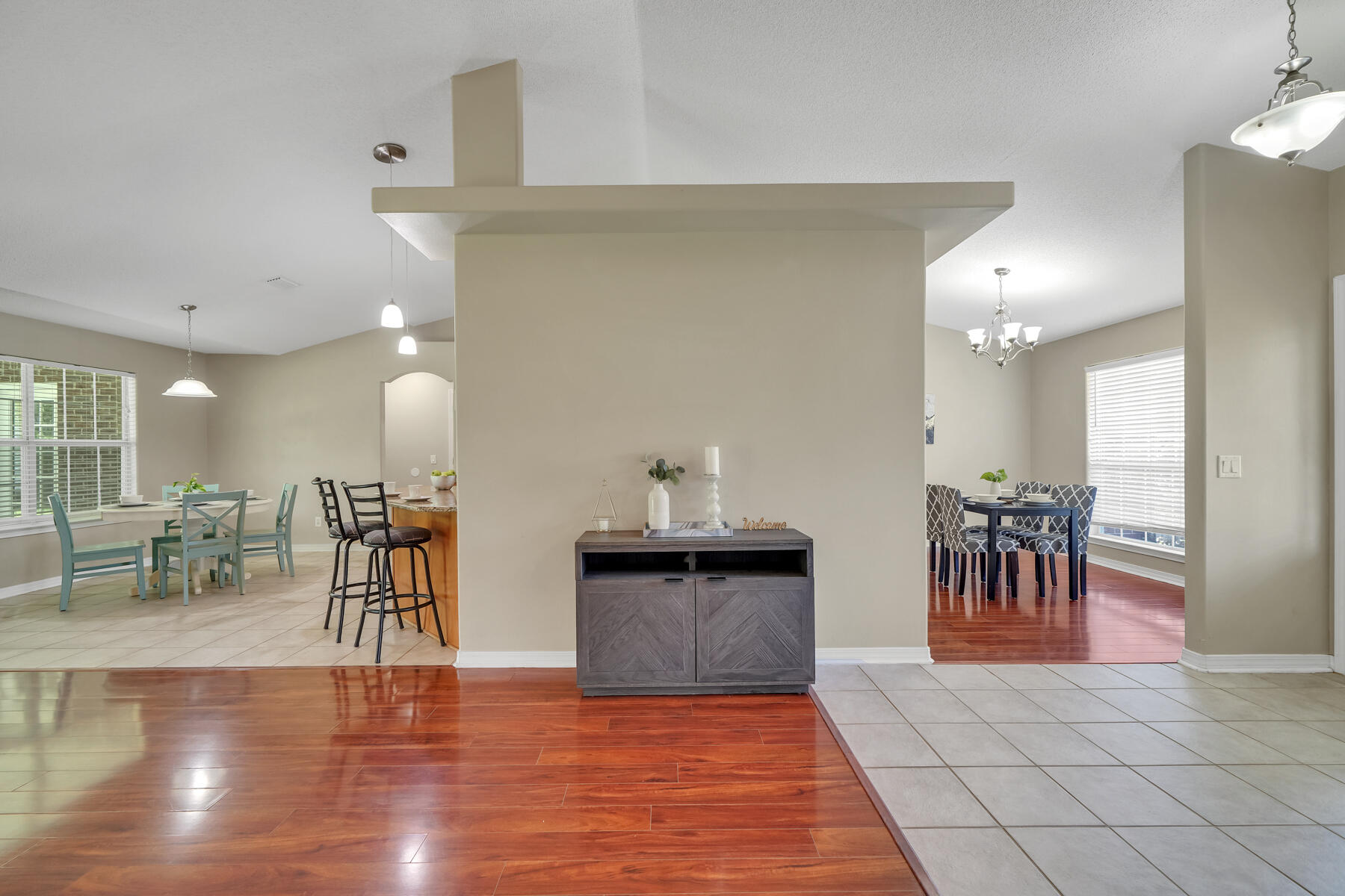 HOLLEY BY THE SEA - Residential