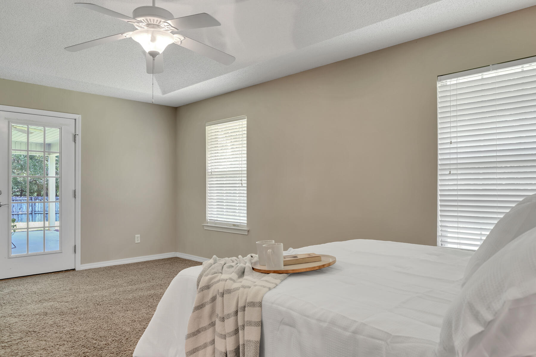 HOLLEY BY THE SEA - Residential