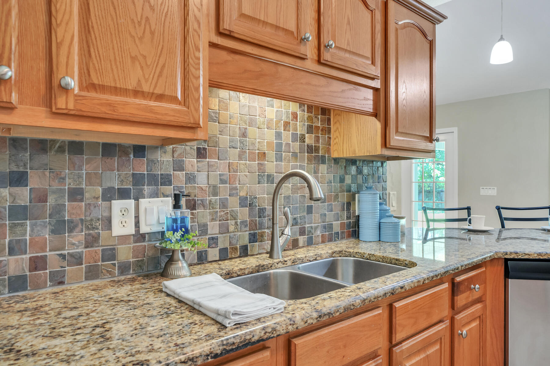 HOLLEY BY THE SEA - Residential