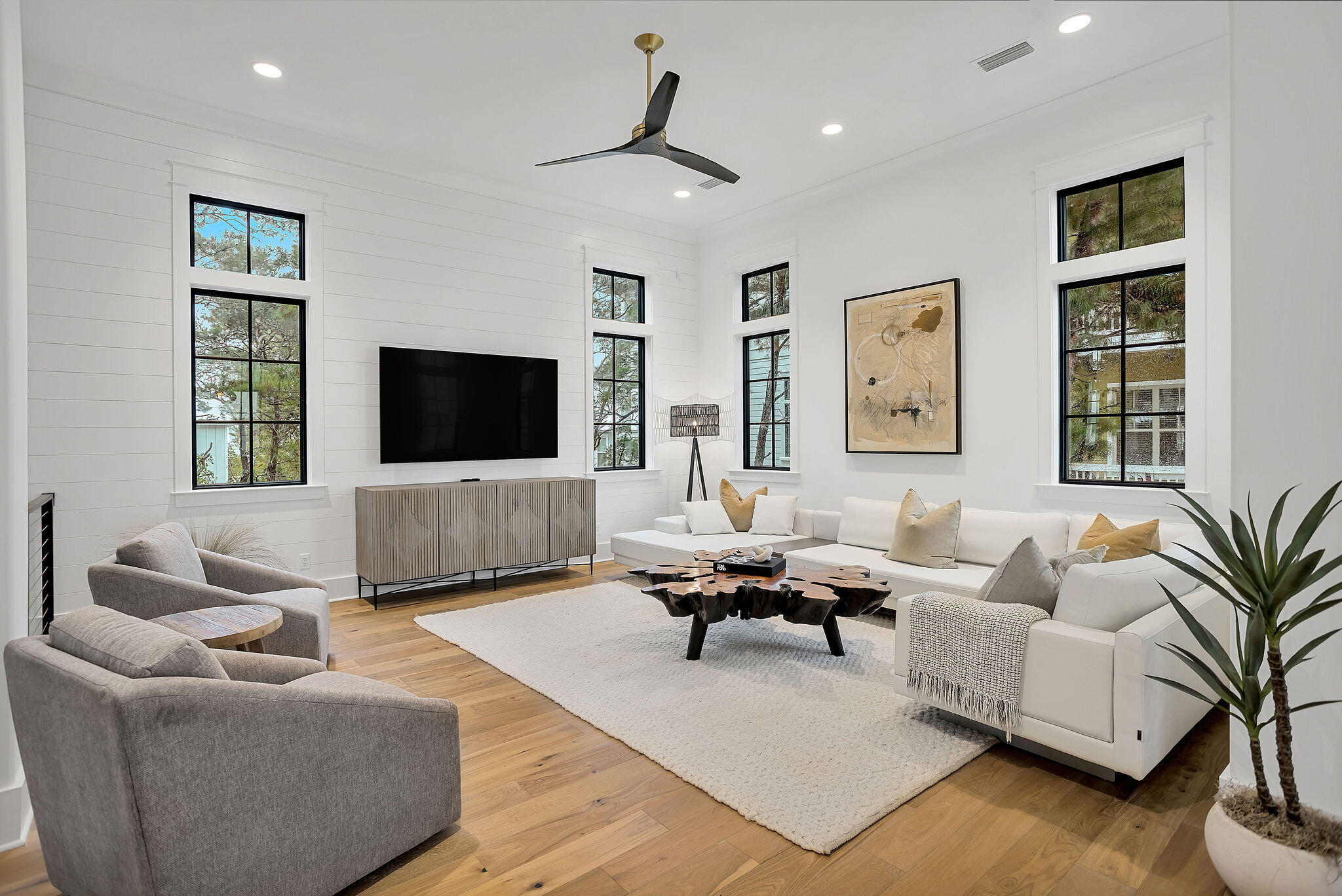 Grande Pointe - Residential
