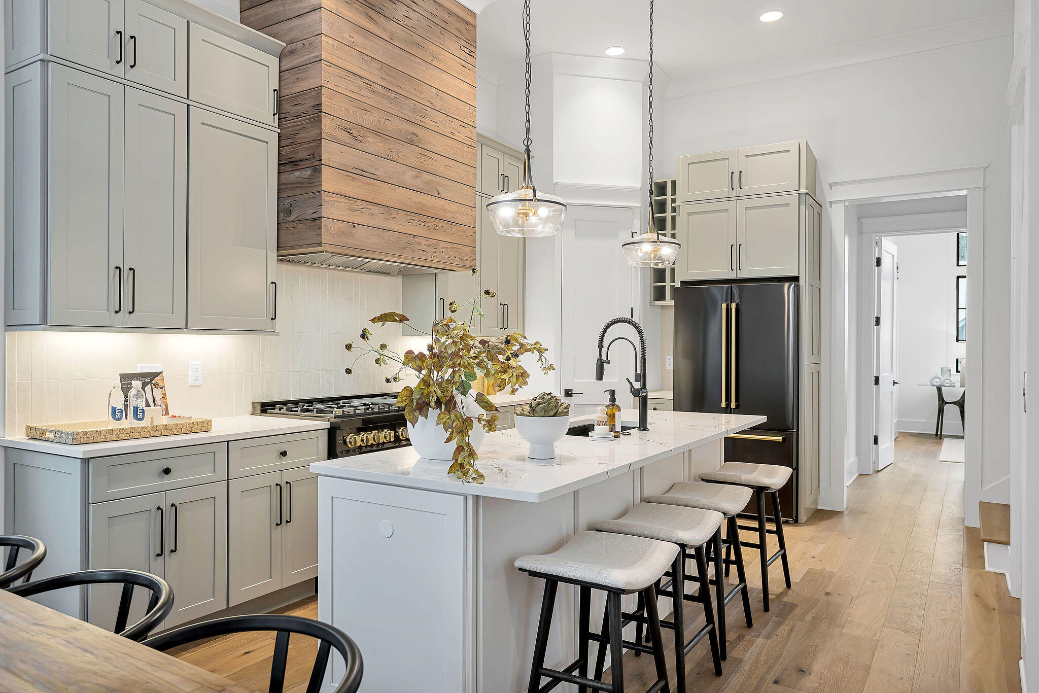 Grande Pointe - Residential