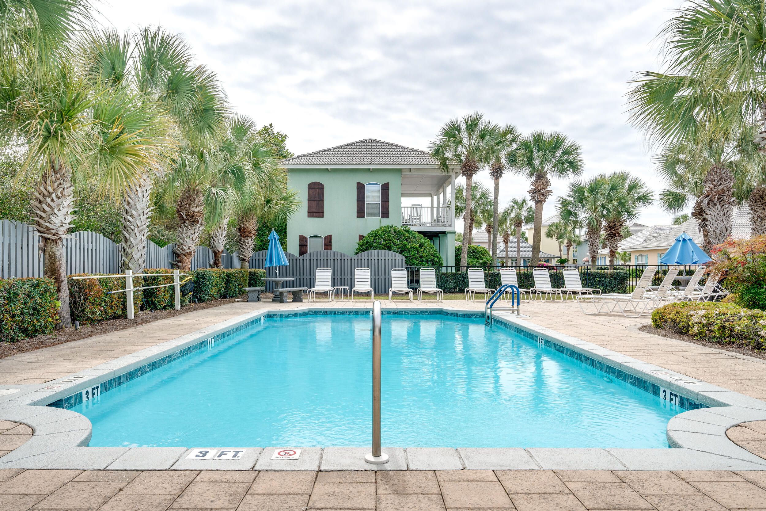 EMERALD SHORES OF SOUTH WALTON - Residential