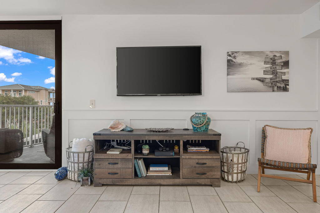 MAINSAIL CONDO PH 3 - Residential