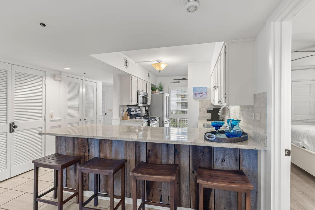 MAINSAIL CONDO PH 3 - Residential