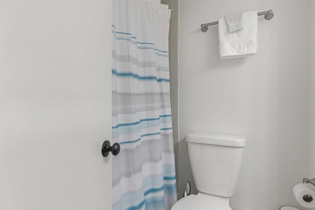 MAINSAIL CONDO PH 3 - Residential