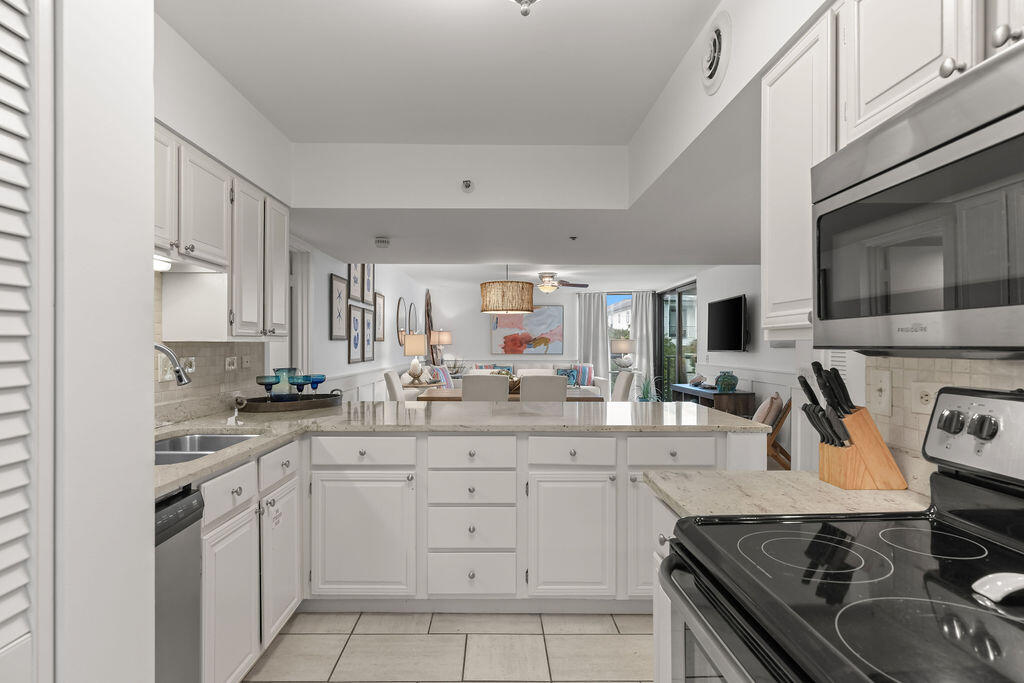 MAINSAIL CONDO PH 3 - Residential
