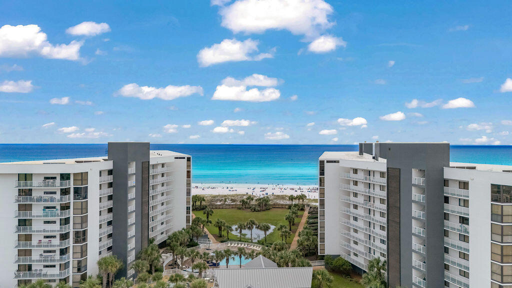 MAINSAIL CONDO PH 3 - Residential